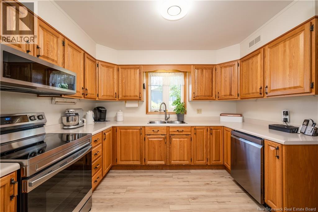 102 Briardale Drive, Moncton, New Brunswick  E1G 2B6 - Photo 11 - NB139794