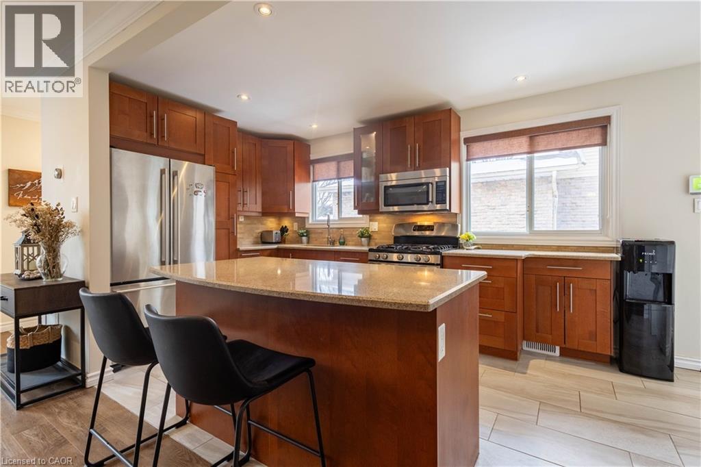 72 Athenia Drive, Stoney Creek, Ontario  L8J 1S8 - Photo 8 - 40831497