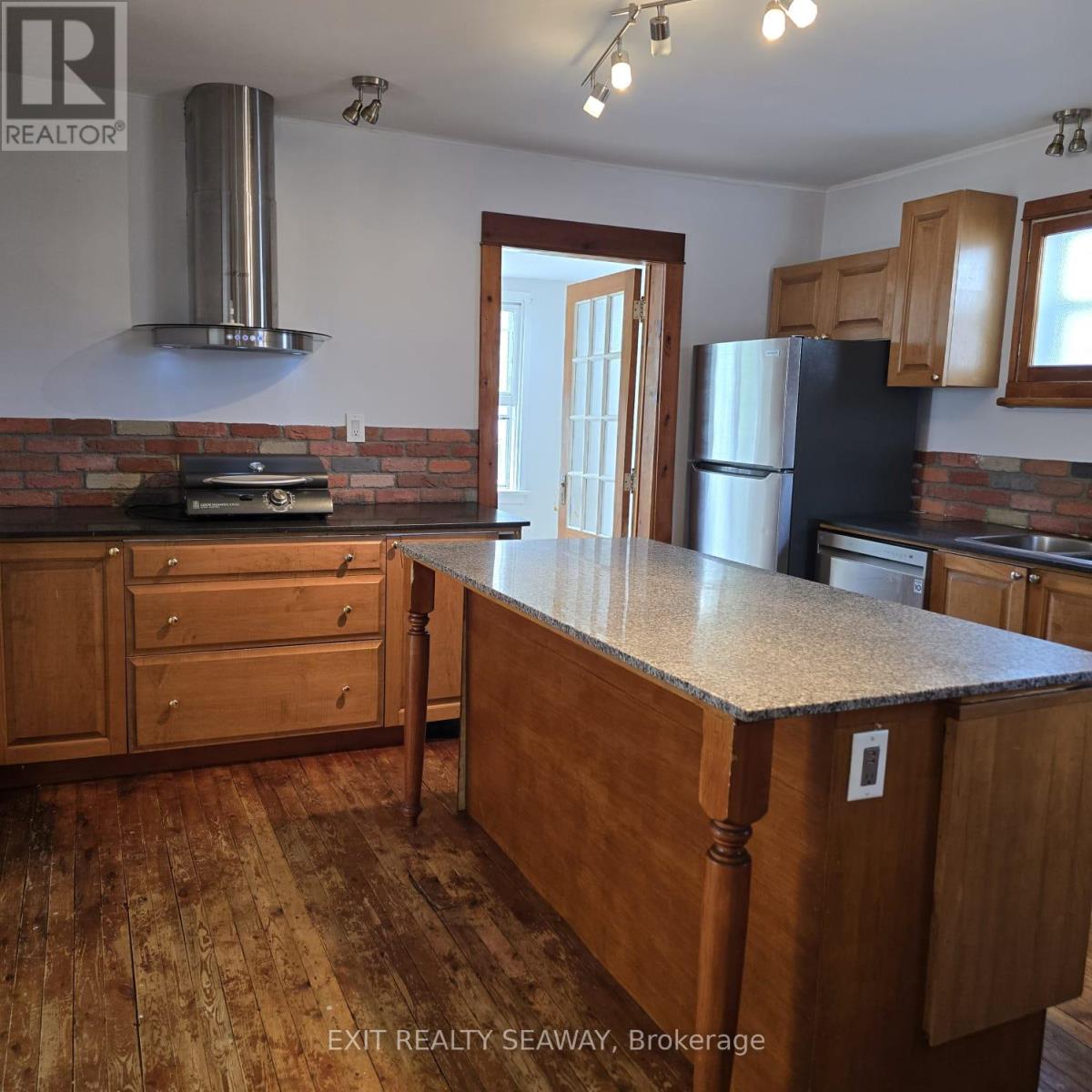 140 Belmont Street, Cornwall, Ontario  K6H 4Z3 - Photo 2 - X13148034