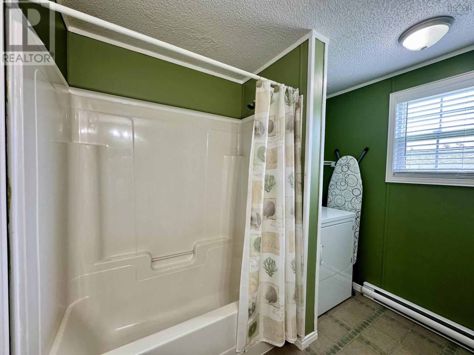 8 Yeadon Drive, Middle Sackville, Nova Scotia  B4E 2Z4 - Photo 13 - 202611432