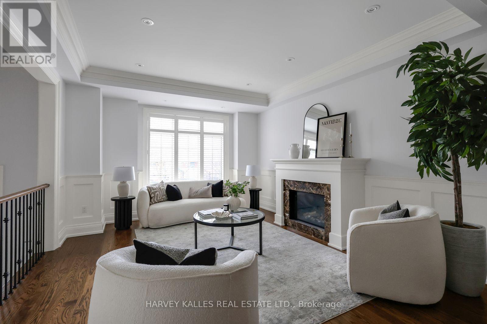 177 Churchill Avenue, Toronto, Ontario  M2N 1Z3 - Photo 3 - C13147908