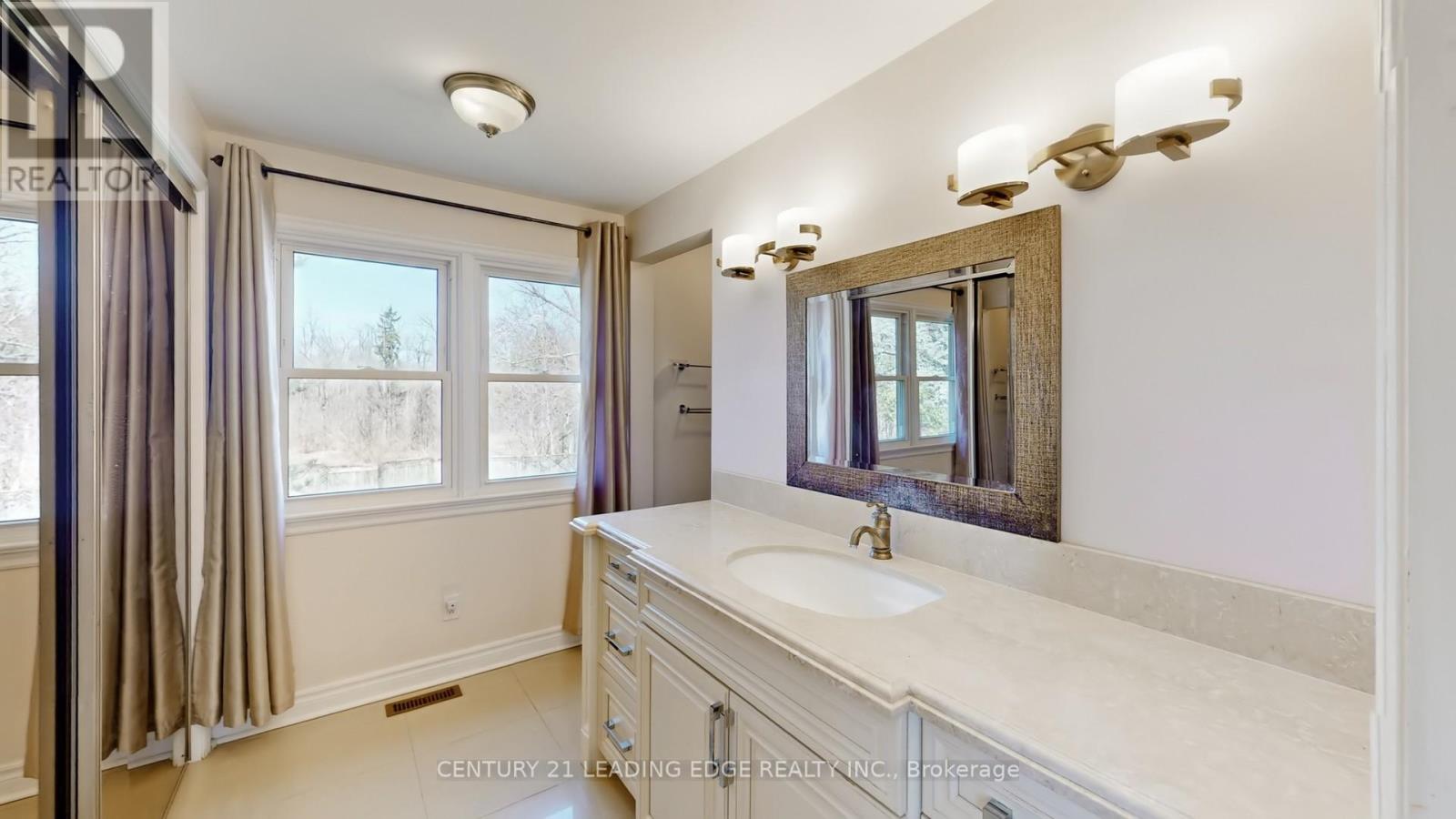 18 Kennedy Lane, Whitchurch-Stouffville, Ontario  L4A 2J5 - Photo 17 - N13000884