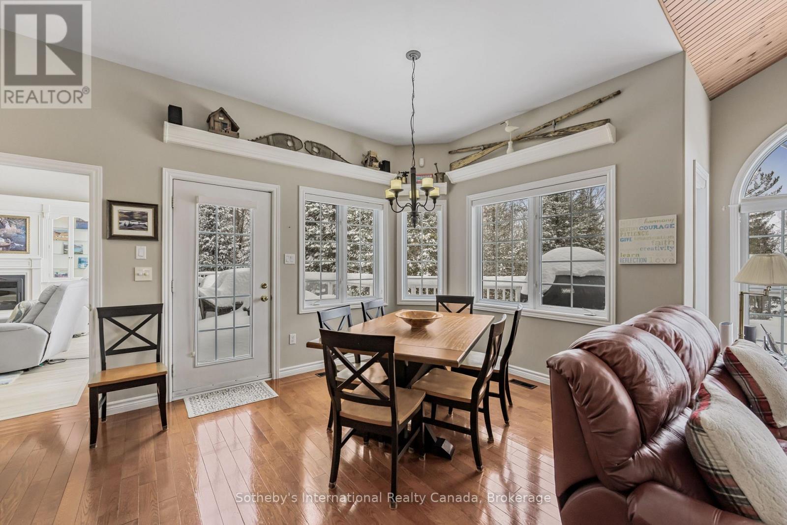 679 Sandy Bay Road, Tiny, Ontario  L9M 0H6 - Photo 11 - S13148090