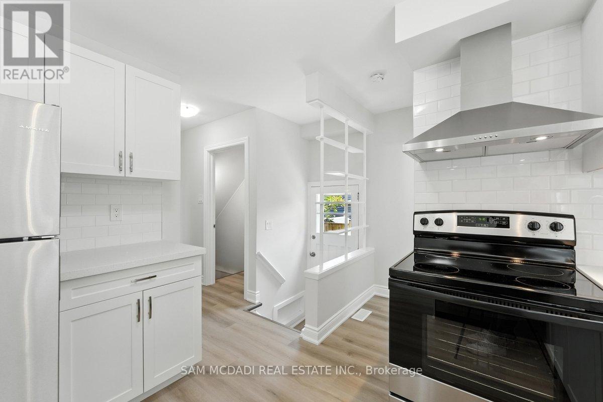 325 Banff Avenue, Oshawa, Ontario  L1J 1L7 - Photo 14 - E13146818