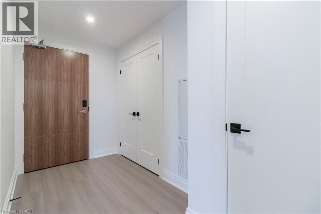 25 Wellington South Street Unit# 1612, Kitchener, Ontario  N2G 0G5 - Photo 18 - 40831417