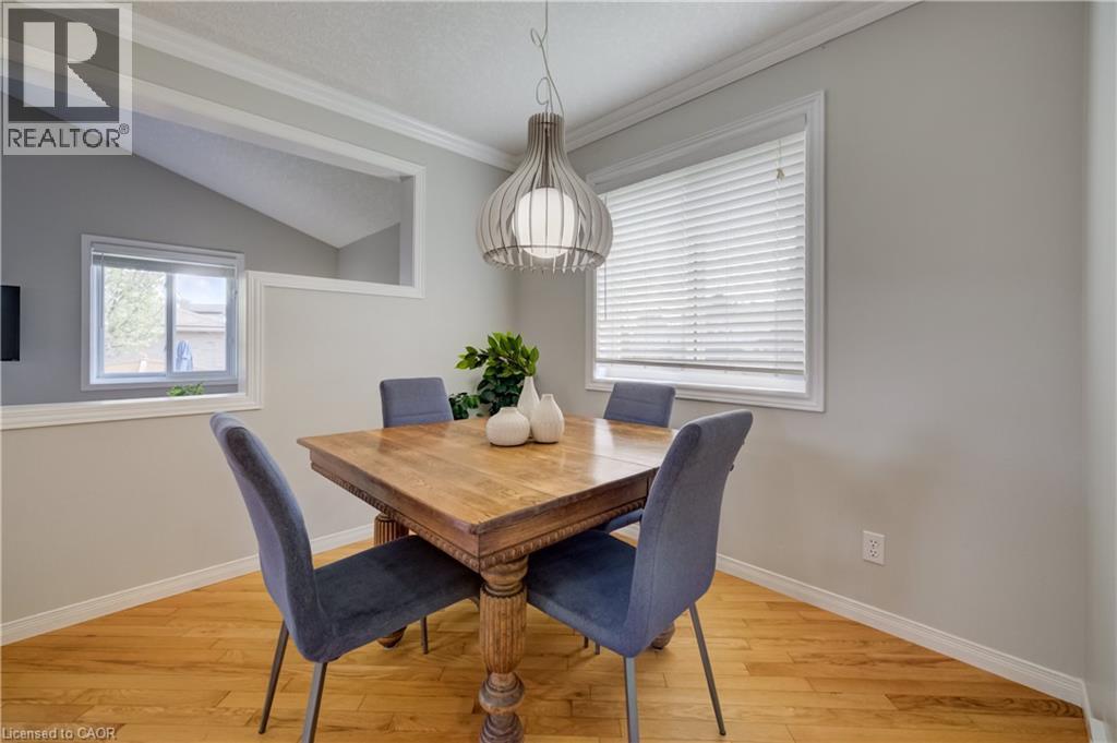 1161 Countrystone Drive, Kitchener, Ontario  N2N 3H4 - Photo 11 - 40831103