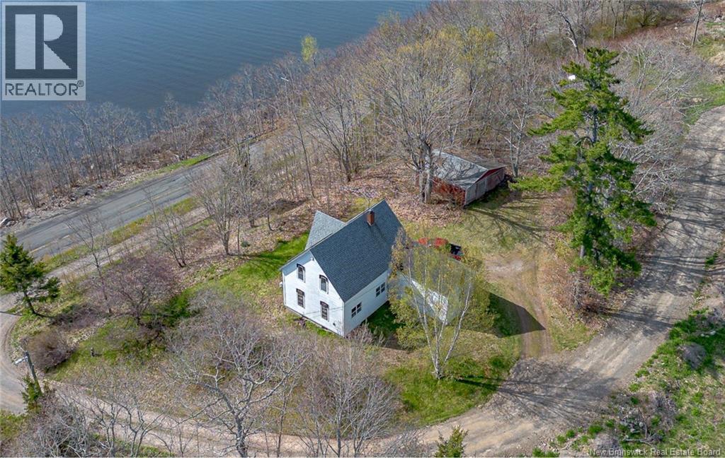6480 Rte 102, Oak Point, New Brunswick  E5M 2G9 - Photo 3 - NB139126