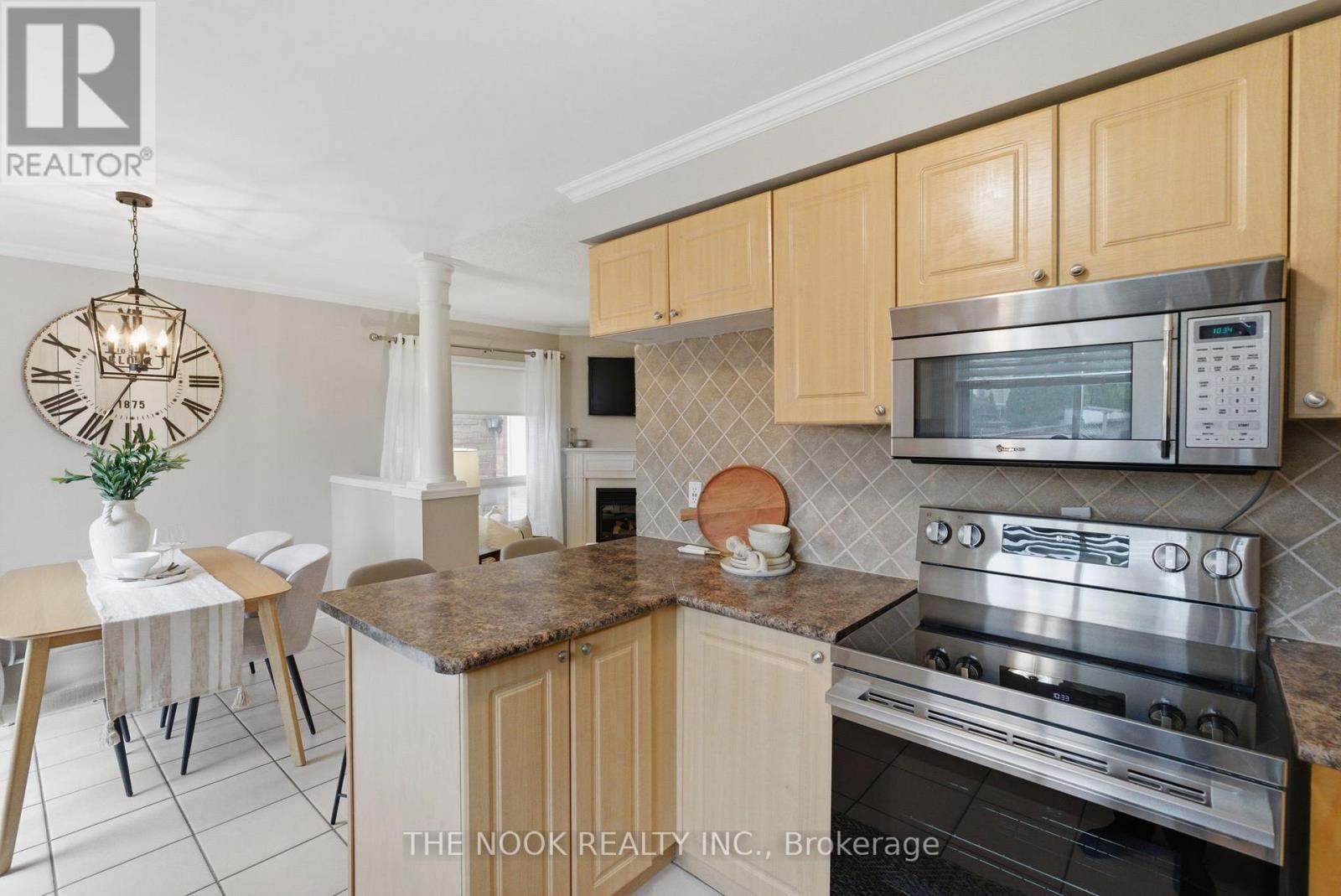 1651 Woodgate Trail, Oshawa, Ontario  L1G 8B5 - Photo 17 - E13147944