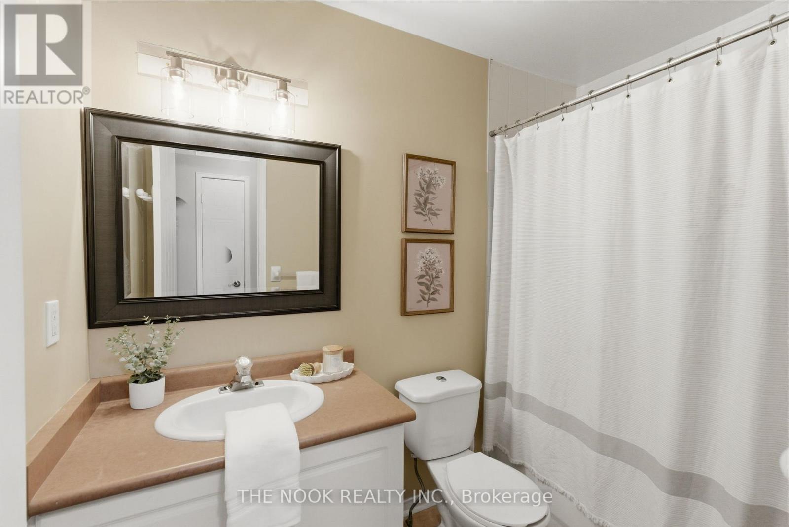 1651 Woodgate Trail, Oshawa, Ontario  L1G 8B5 - Photo 33 - E13147944