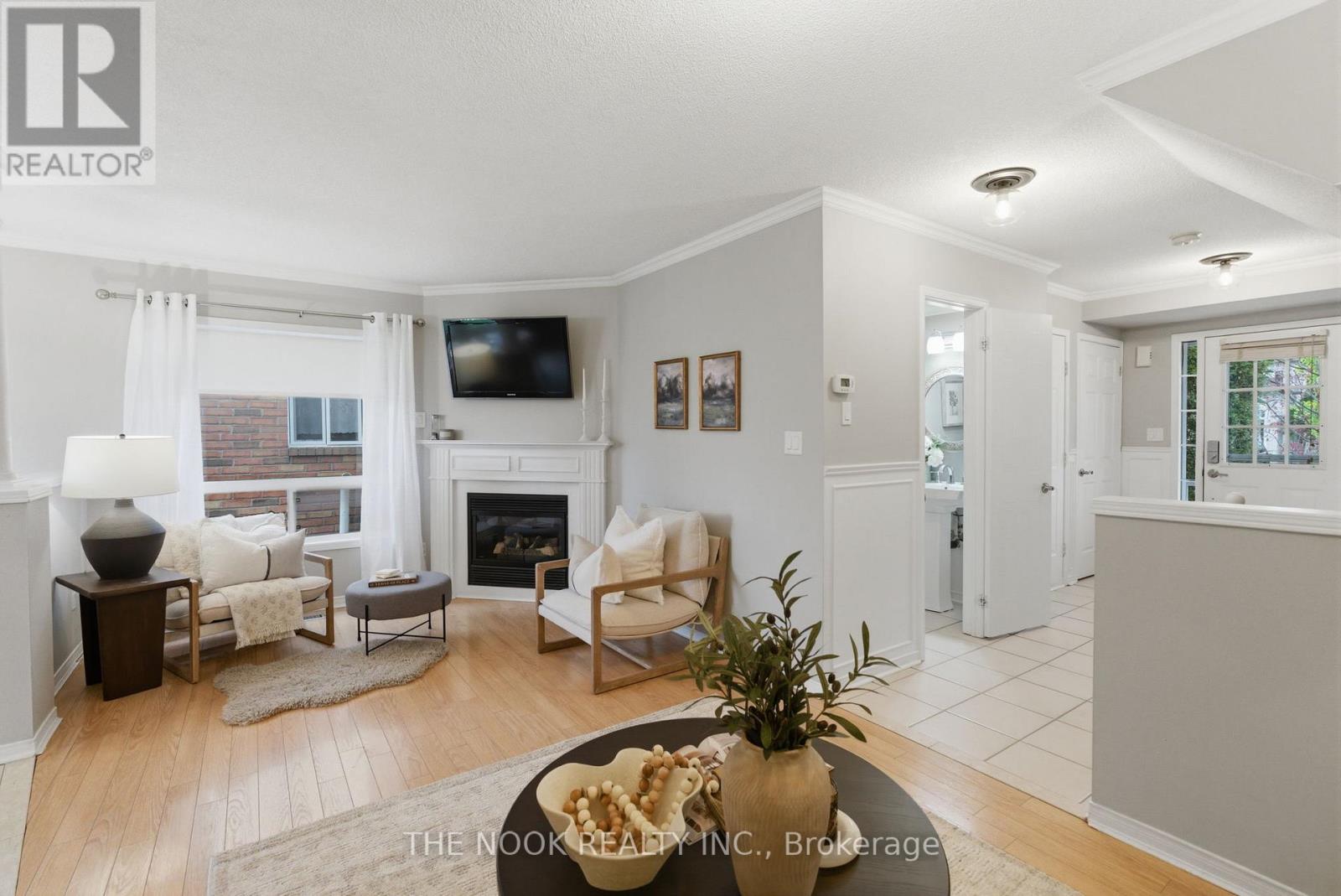 1651 Woodgate Trail, Oshawa, Ontario  L1G 8B5 - Photo 8 - E13147944