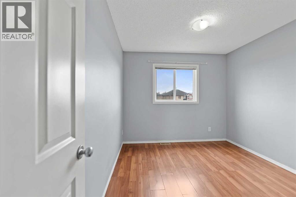 116 Saddlebrook Common NE, Calgary, Alberta  T3J 5M4 - Photo 23 - A2302339