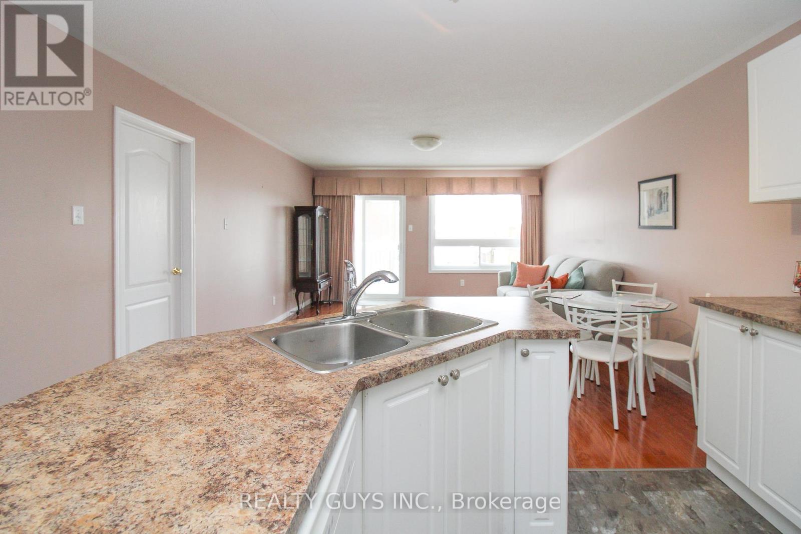 Unit #6 - 909 Wentworth Street, Peterborough, Ontario  K9J 8R7 - Photo 12 - X13147972