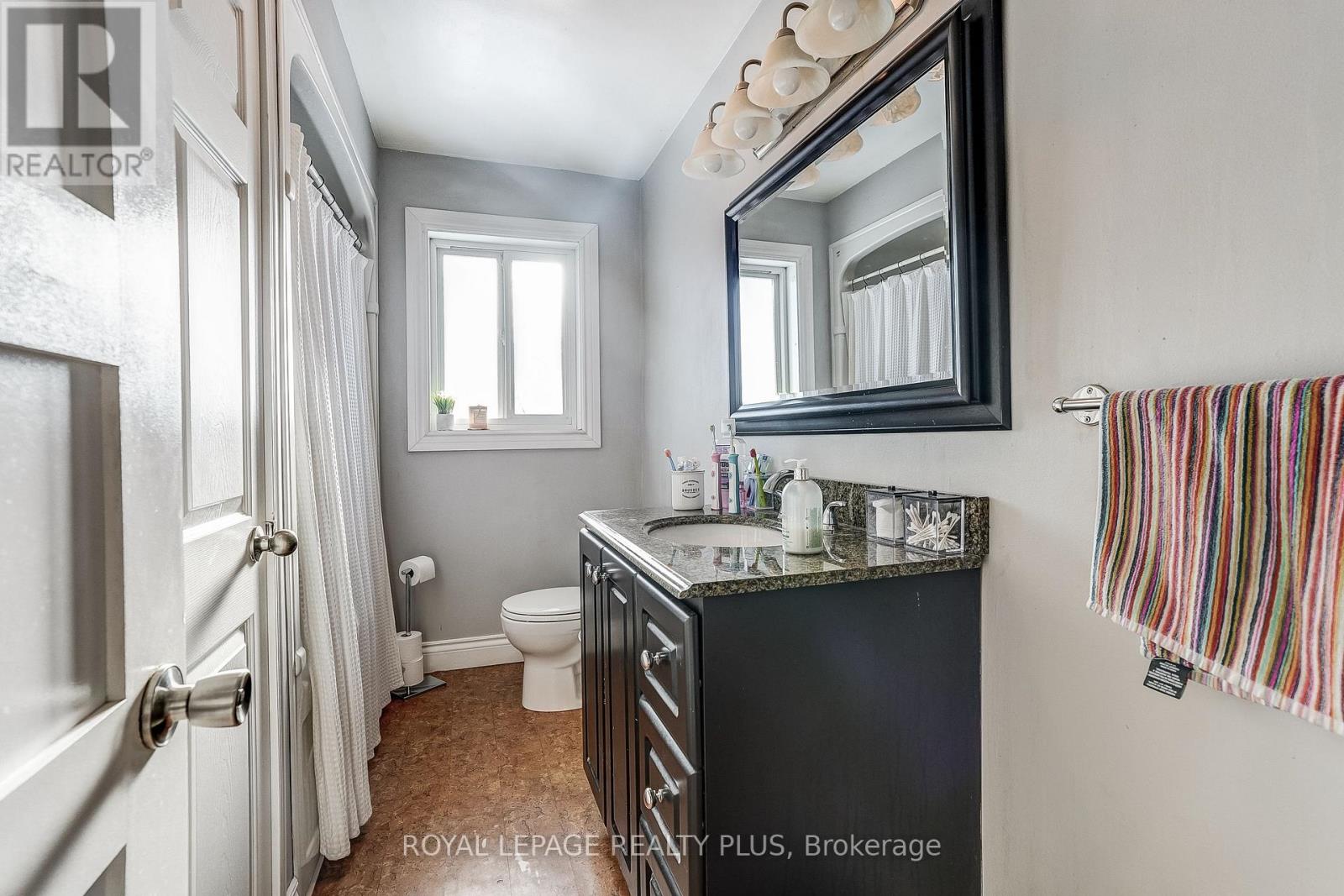1980 Hartland Drive, Mississauga, Ontario  L5J 1M6 - Photo 13 - W13132642