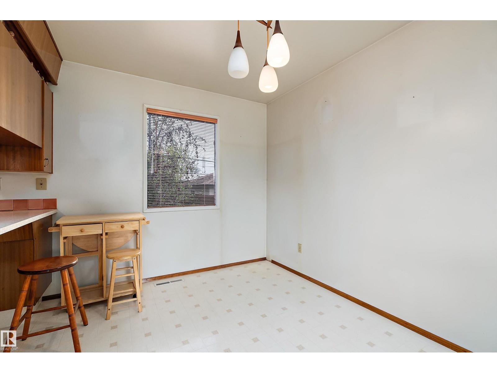 13812 63 St Nw, Edmonton, Alberta  T5A 1R3 - Photo 10 - E4488713