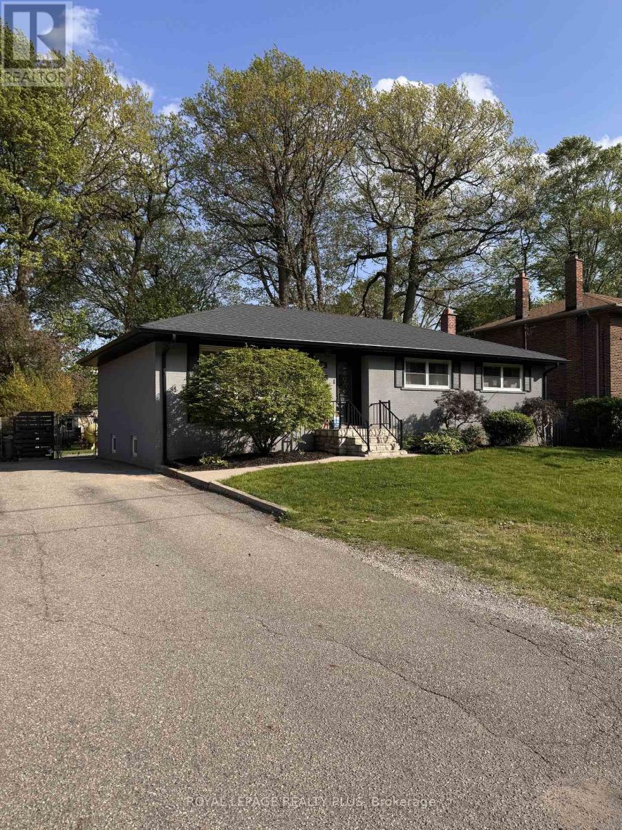 1980 Hartland Drive, Mississauga, Ontario  L5J 1M6 - Photo 2 - W13132642