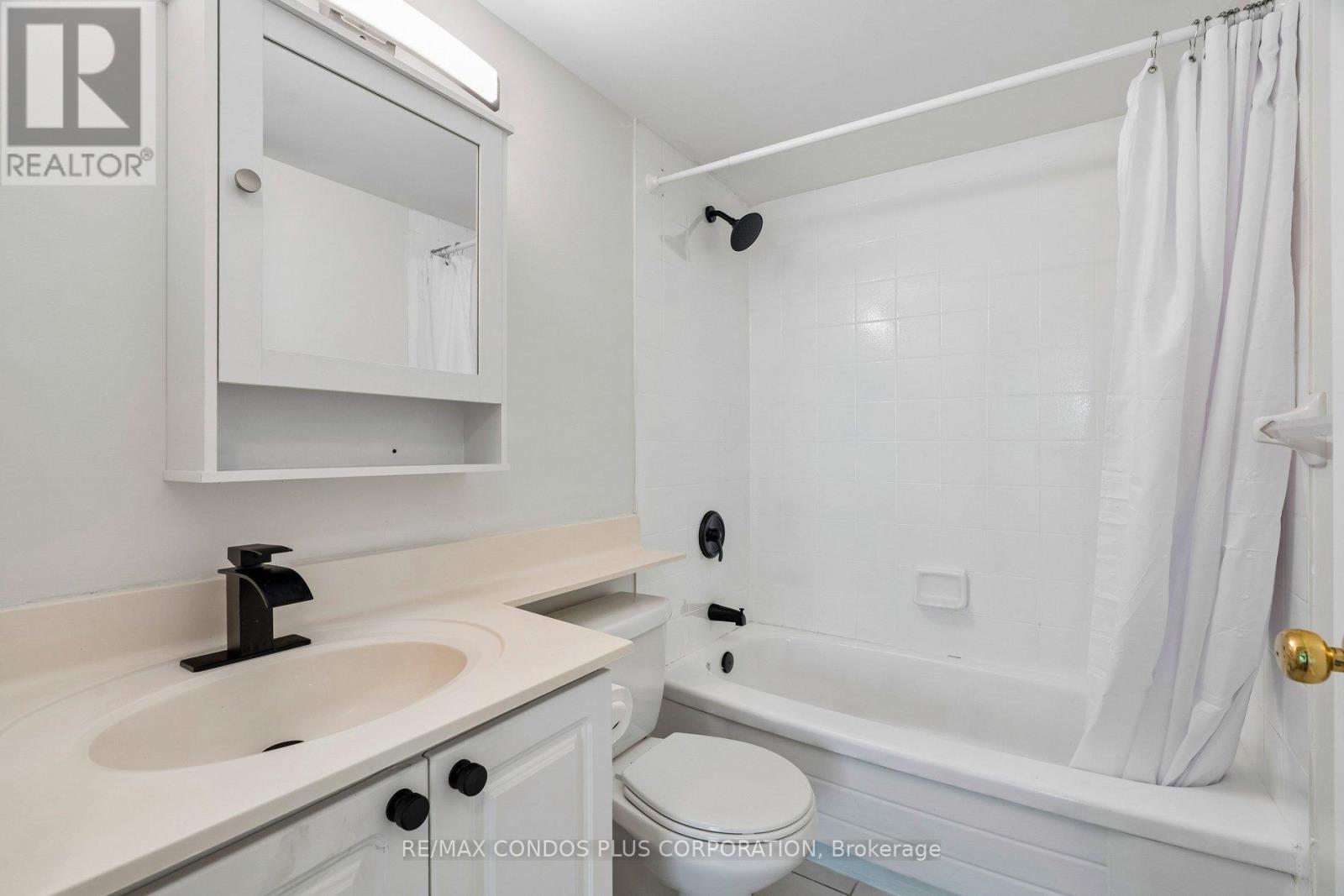 107 - 28 Pemberton Avenue, Toronto, Ontario M2M 4K9 - Photo 15 - C13148052