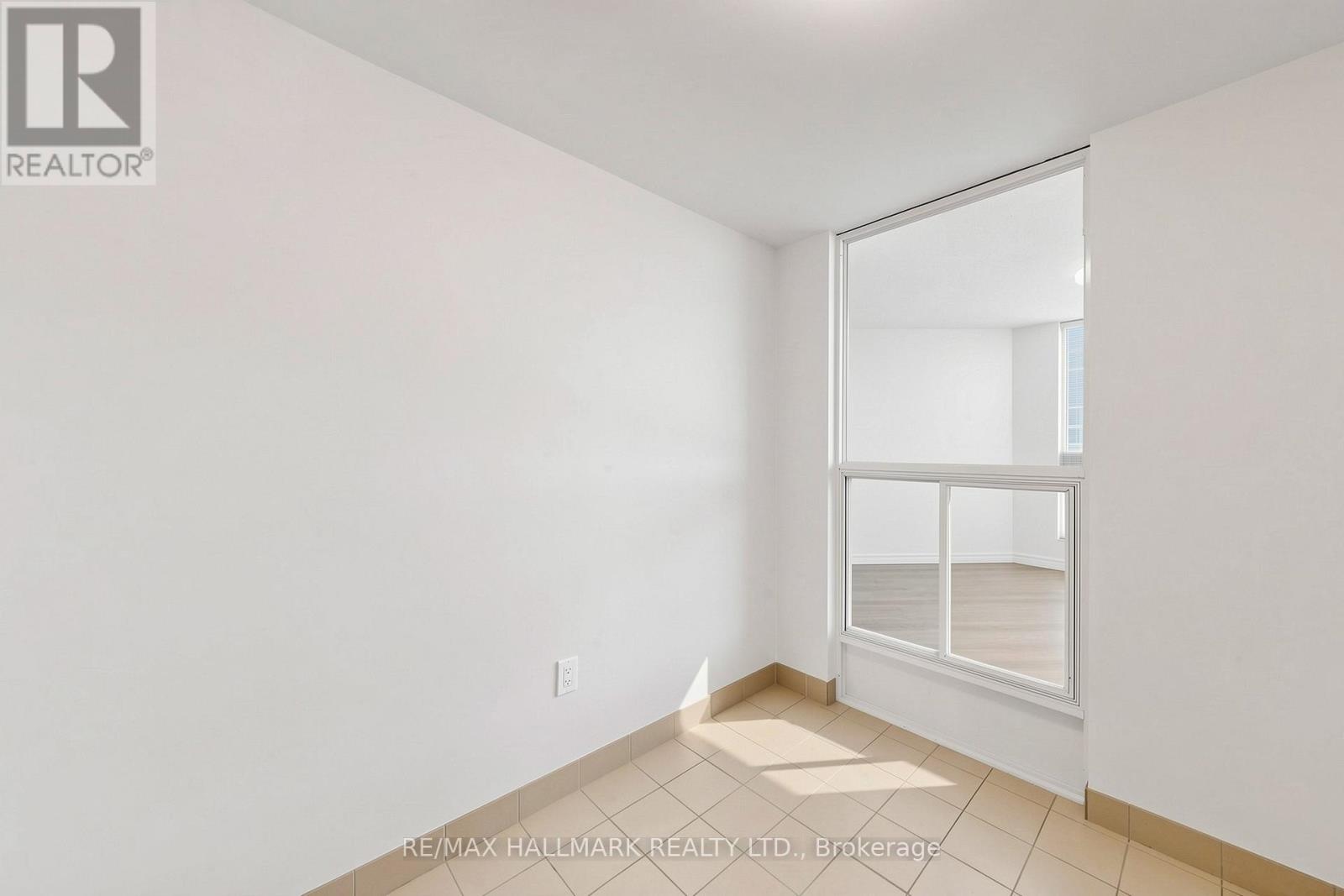 911 - 10 Kenneth Avenue, Toronto, Ontario  M2N 6K6 - Photo 12 - C13148088