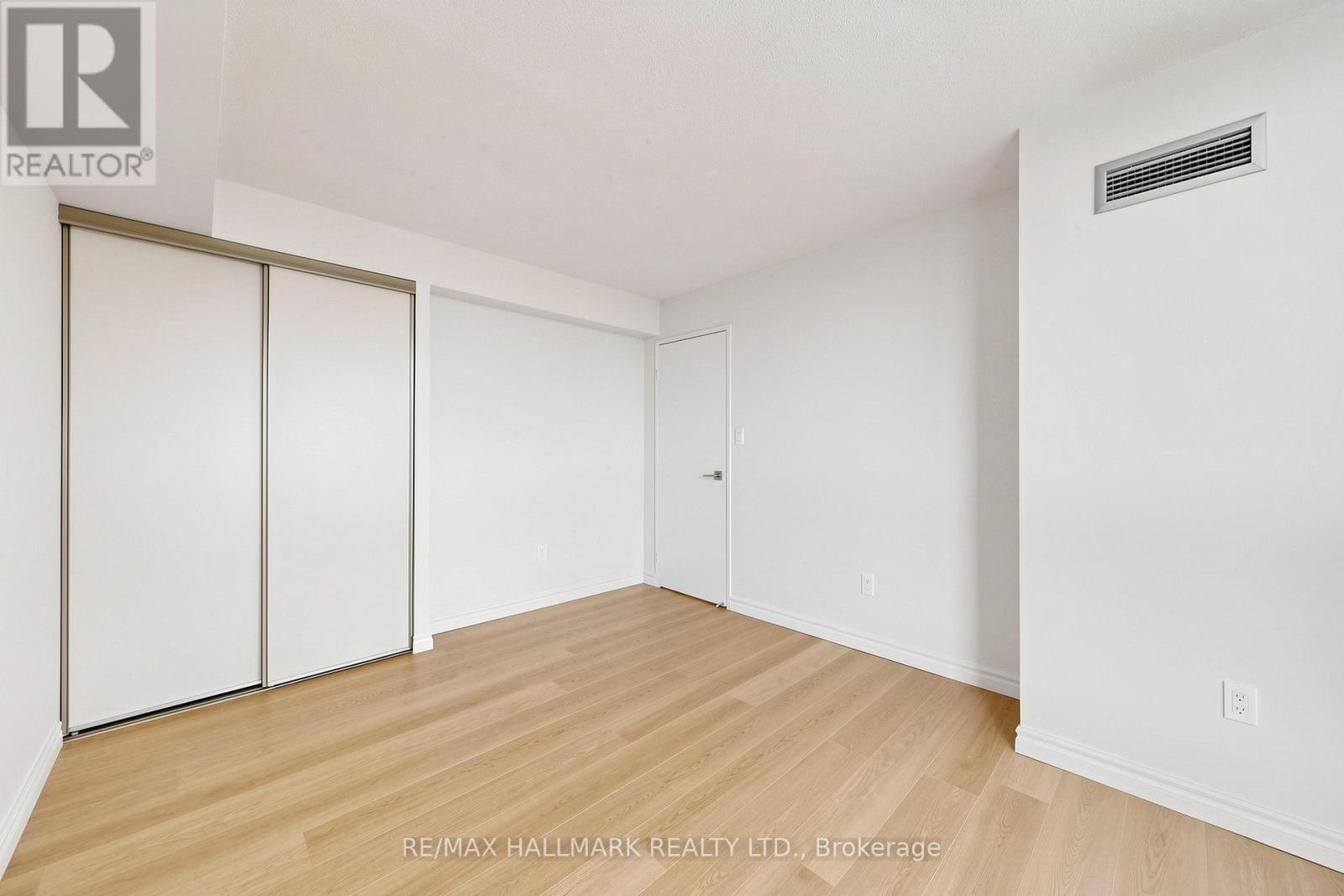 911 - 10 Kenneth Avenue, Toronto, Ontario  M2N 6K6 - Photo 23 - C13148088