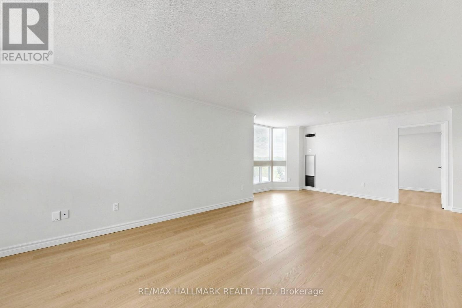 911 - 10 Kenneth Avenue, Toronto, Ontario  M2N 6K6 - Photo 6 - C13148088