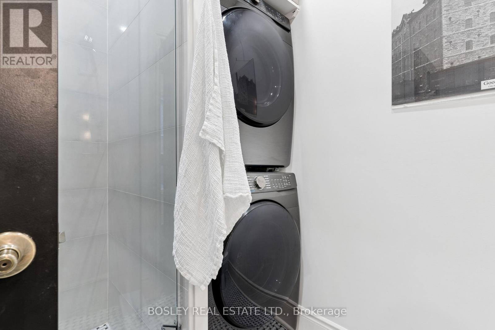 40 Halton Street, Toronto, Ontario  M6J 1R3 - Photo 18 - C13148100