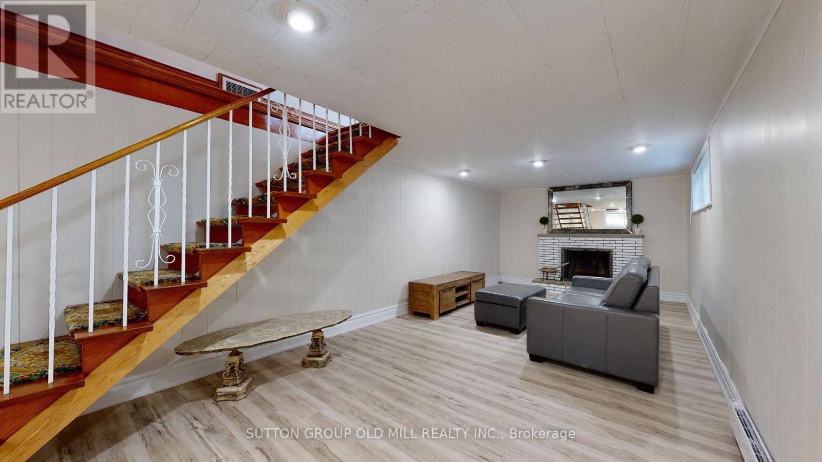 9 Westmount Park Road, Toronto, Ontario  M9P 1R4 - Photo 28 - W13147660