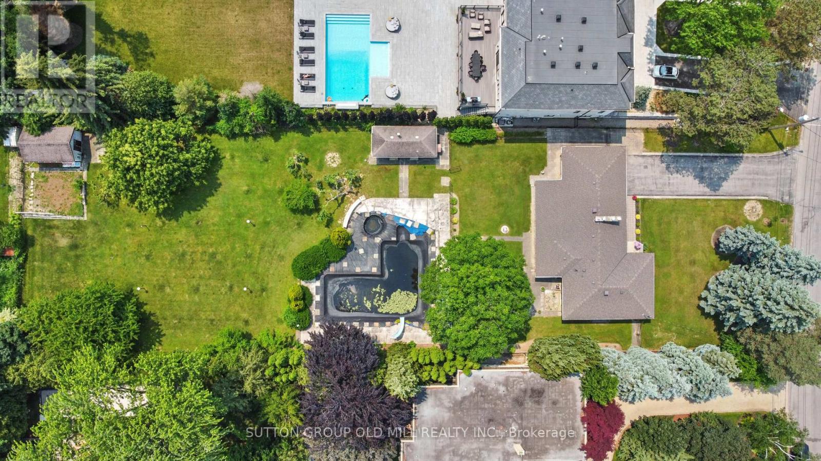 9 Westmount Park Road, Toronto, Ontario  M9P 1R4 - Photo 6 - W13147660