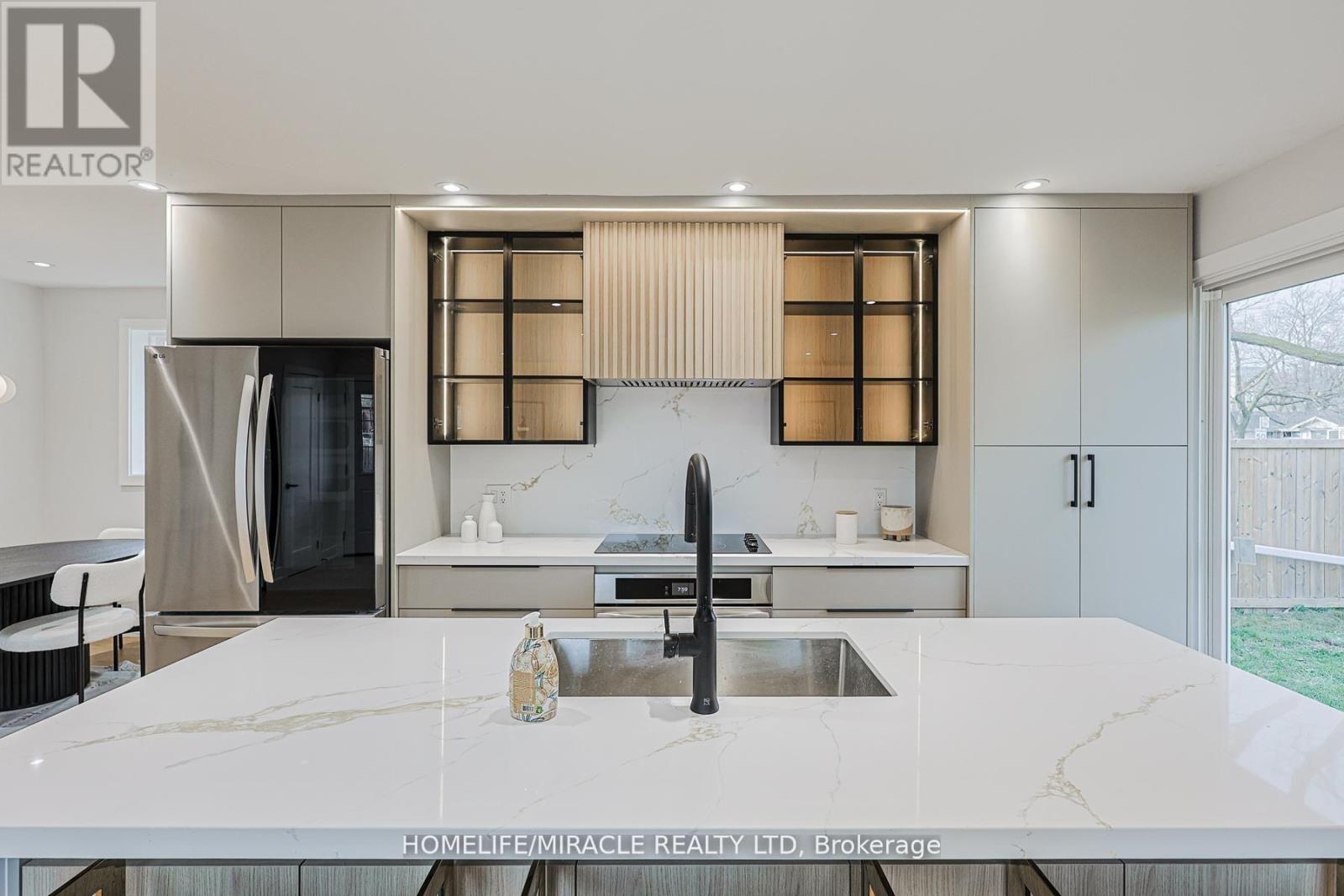 22 Arnprior Road, Toronto, Ontario M1K 5A6 - Photo 14 - E13147934