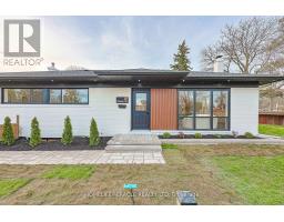 22 ARNPRIOR ROAD, Toronto, Ontario