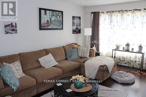 376 Dwight Avenue, Oshawa, Ontario  L1J 1K9 - Photo 10 - E13147992
