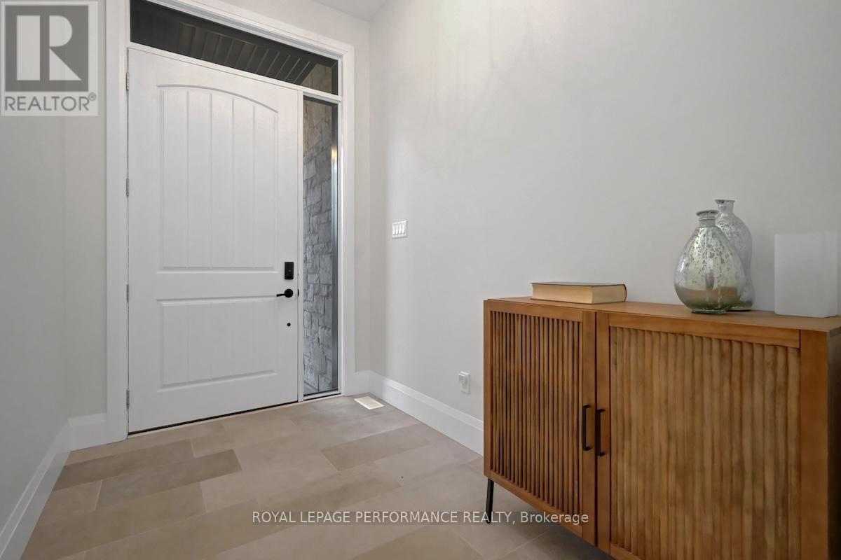 55a Norway Spruce Street, Ottawa, Ontario  K2S 1P8 - Photo 3 - X13148040