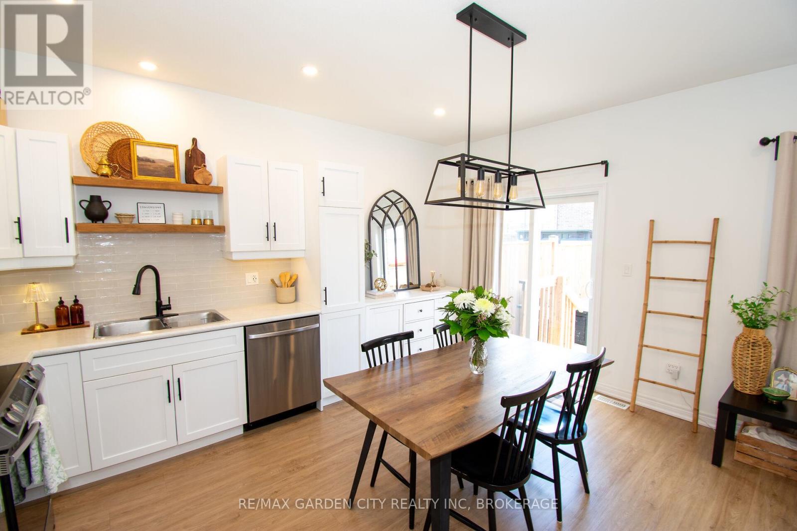15 Lymburner Street, Pelham (Fonthill), Ontario L3E 0G7 - Photo 14 - X13148020
