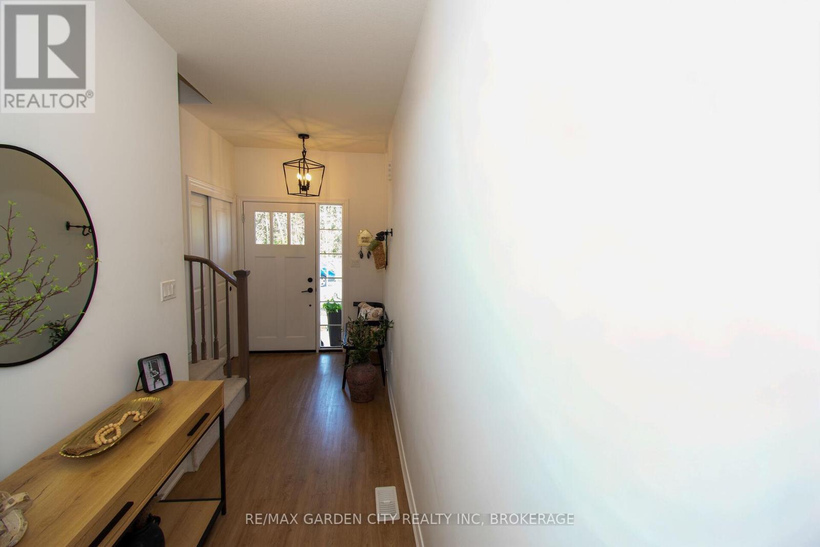 15 Lymburner Street, Pelham (Fonthill), Ontario L3E 0G7 - Photo 6 - X13148020