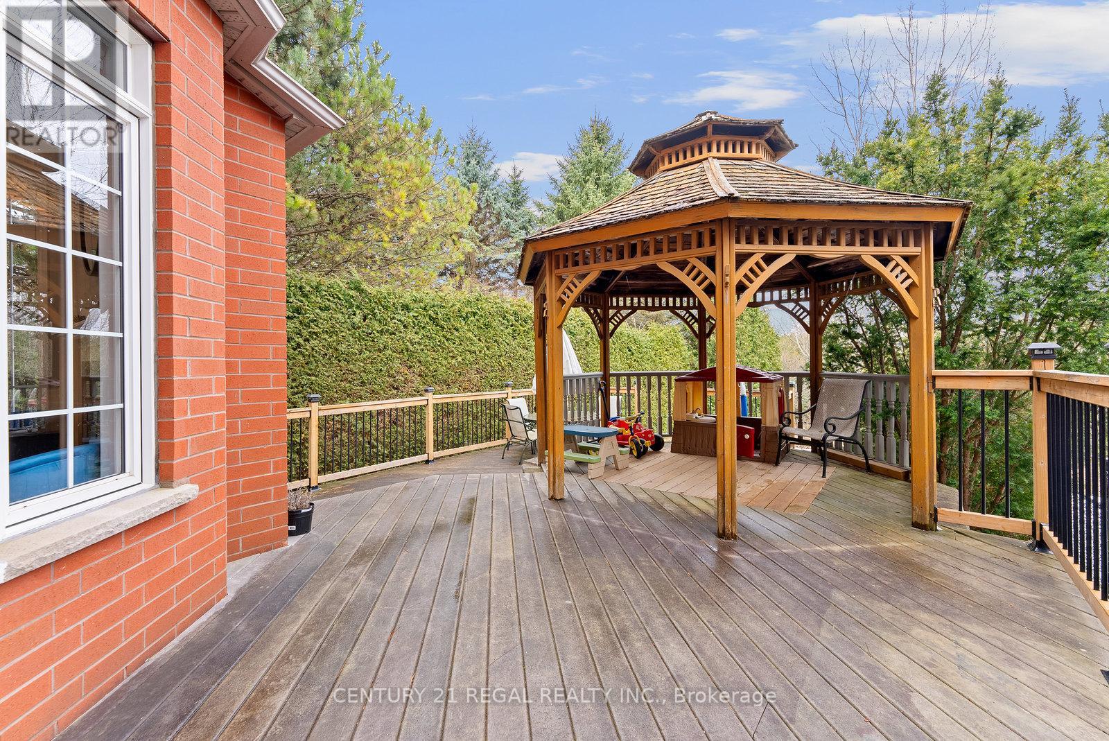 42 Ballymore Drive, Aurora, Ontario  L4G 7E6 - Photo 46 - N13147952