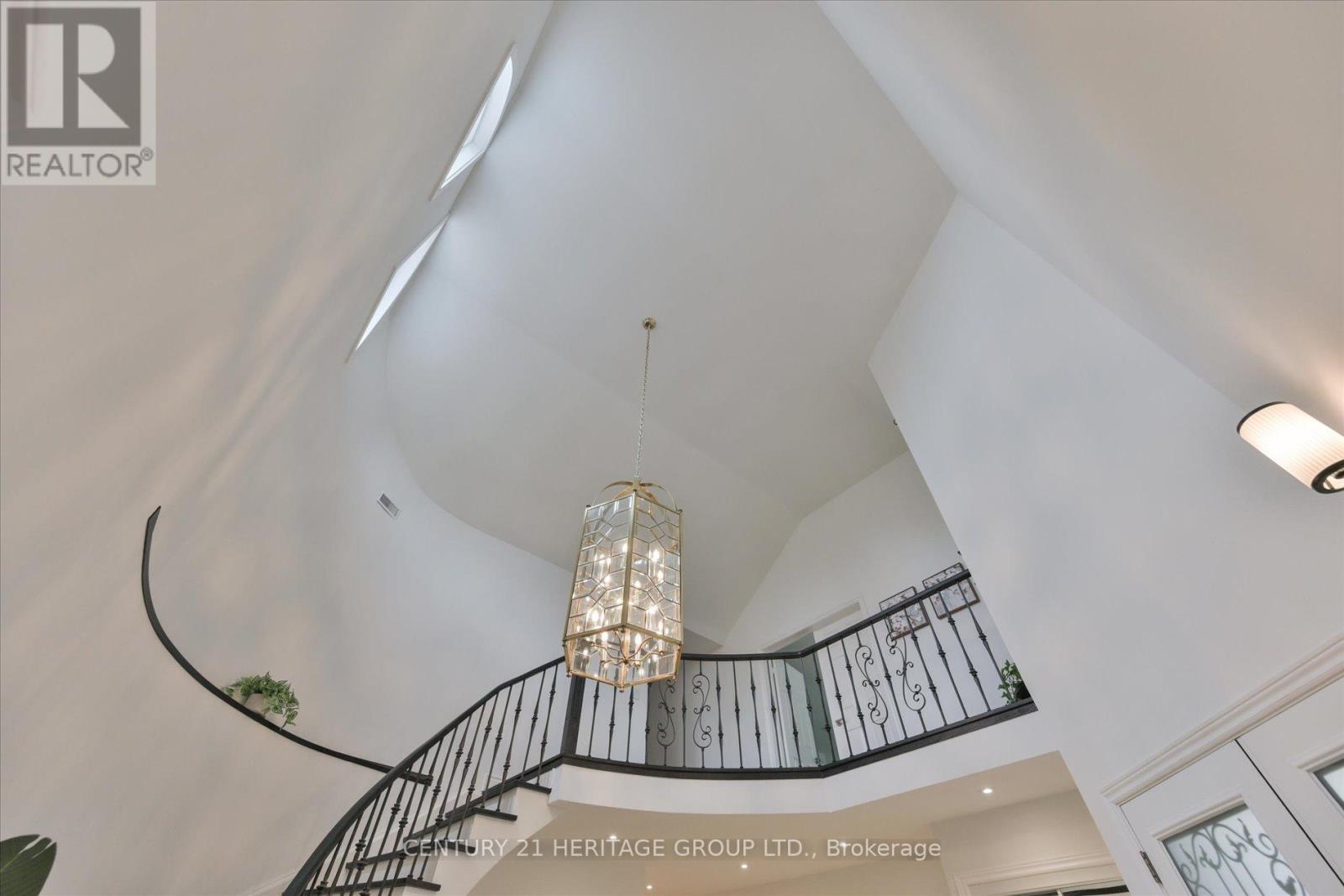 22 Tannery Court, Richmond Hill, Ontario  L4C 7V4 - Photo 6 - N13147960