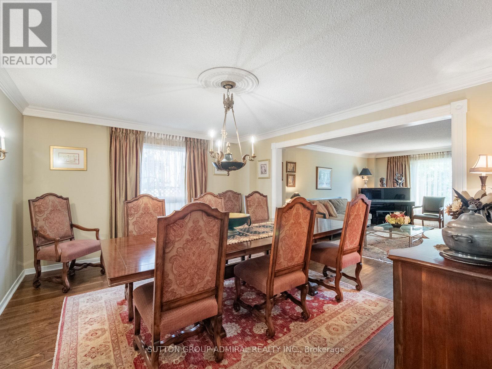 49 Miriam Crescent, Richmond Hill, Ontario  L4B 2P8 - Photo 7 - N13147978