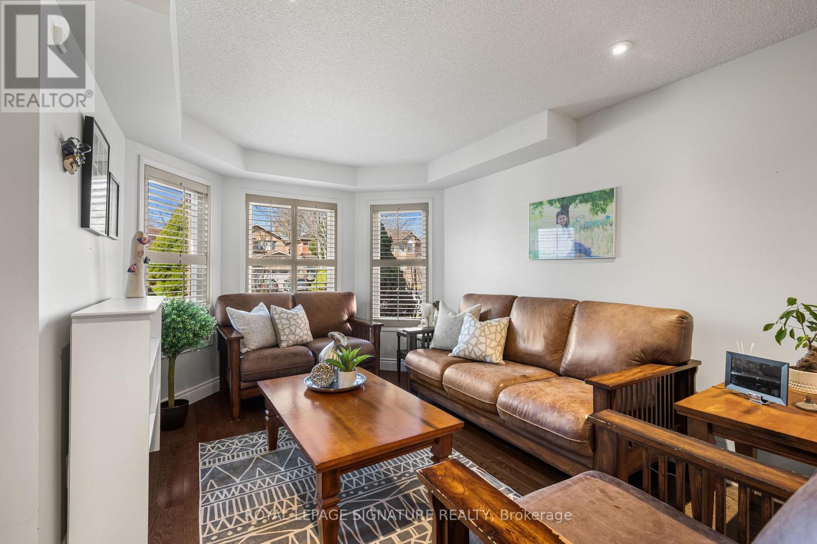 59 Edenbridge Drive, Vaughan, Ontario  L4J 7V3 - Photo 6 - N13148036