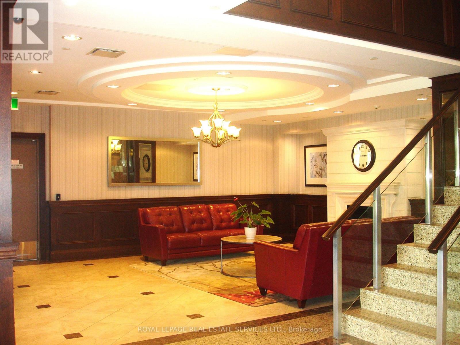 311 - 15 North Park Road, Vaughan, Ontario  L4J 0A1 - Photo 4 - N13148058