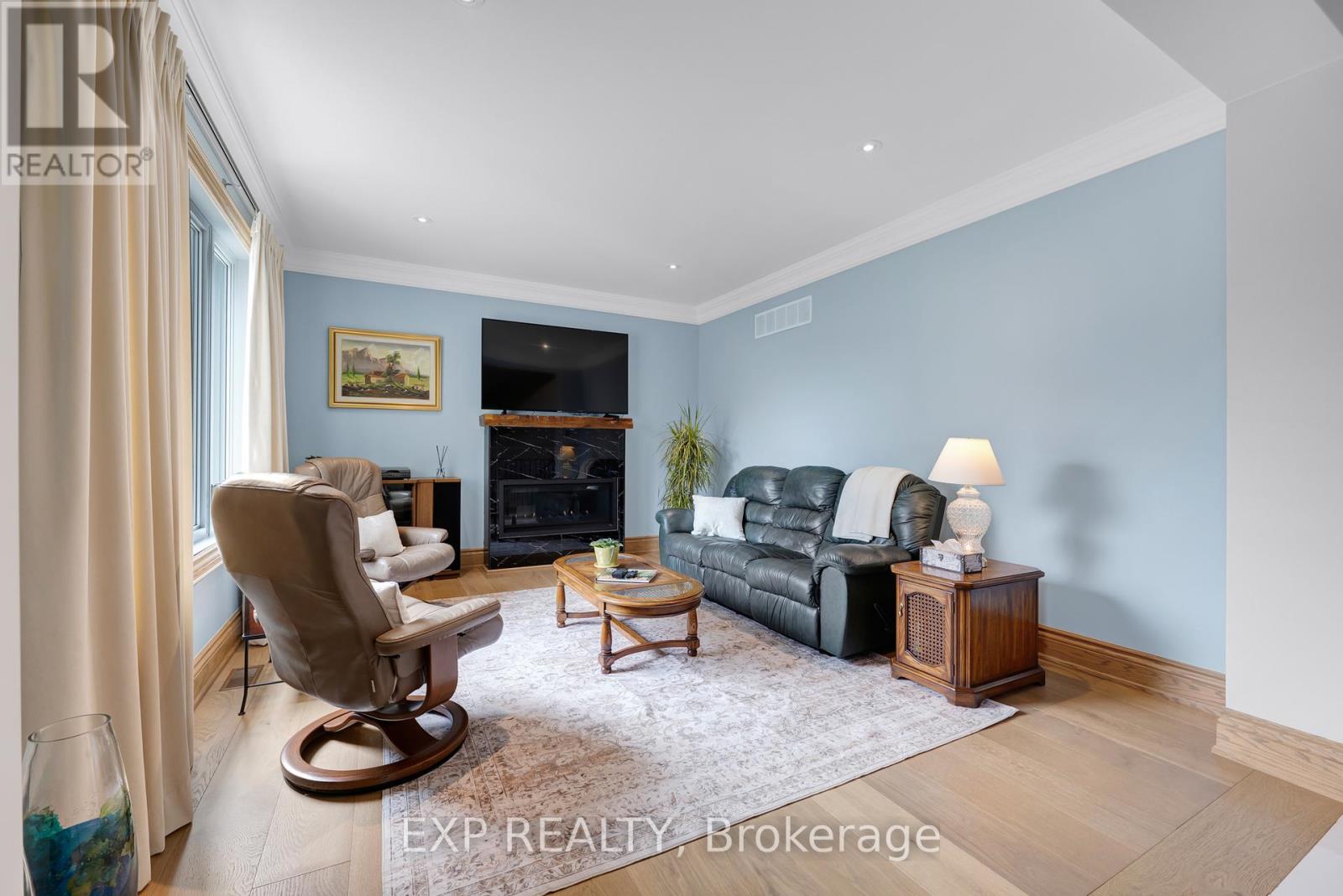 18 Gosling Road, Vaughan, Ontario  L6A 1E2 - Photo 4 - N13148082