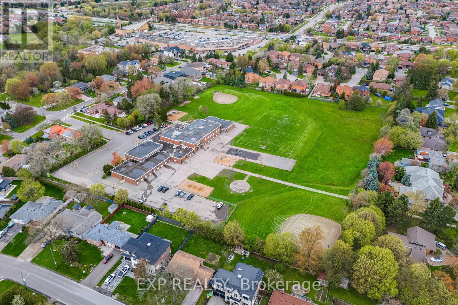 18 Gosling Road, Vaughan, Ontario  L6A 1E2 - Photo 45 - N13148082