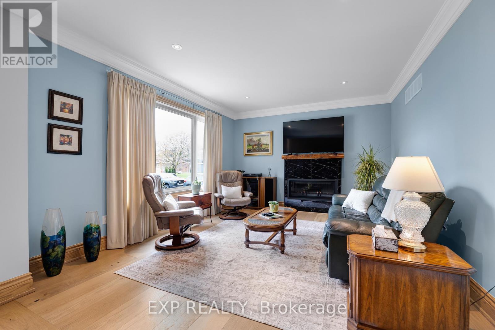 18 Gosling Road, Vaughan, Ontario  L6A 1E2 - Photo 5 - N13148082