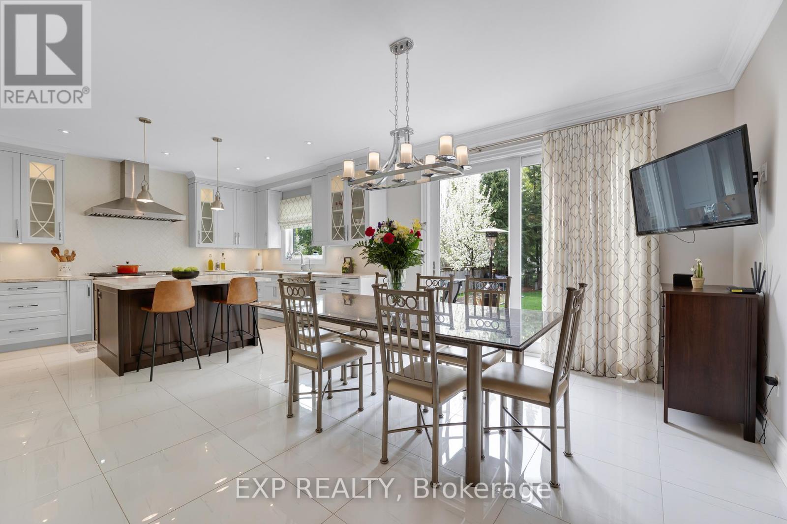 18 Gosling Road, Vaughan, Ontario  L6A 1E2 - Photo 7 - N13148082