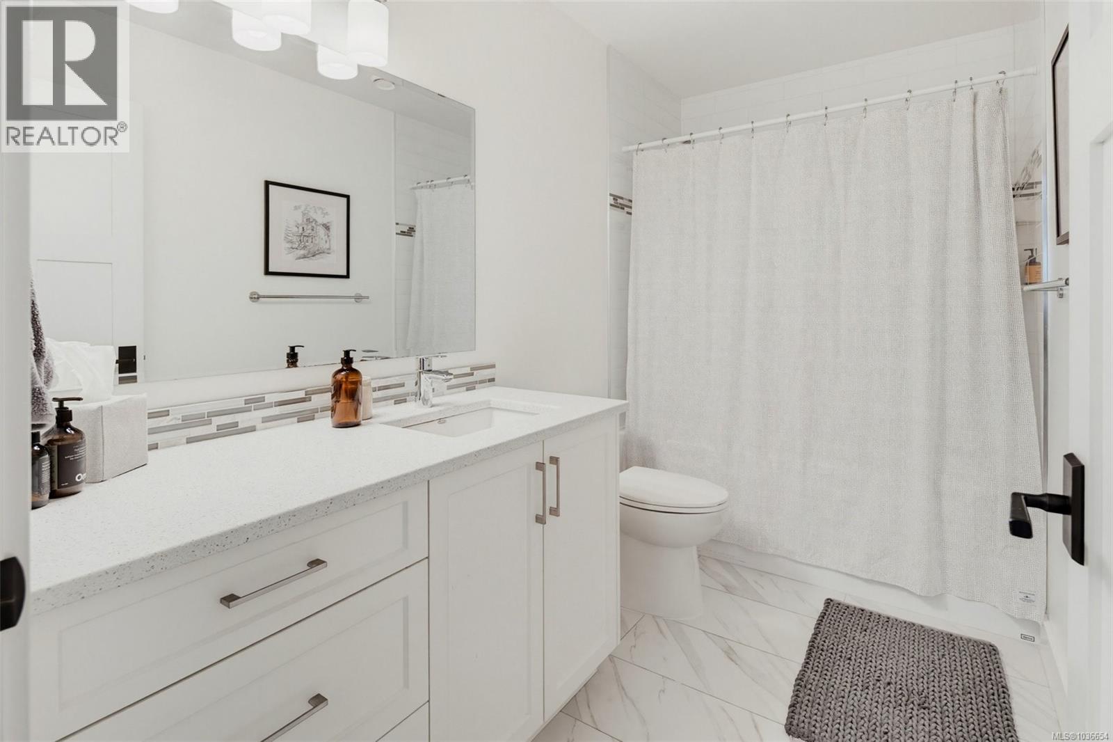 1217 Hewlett Pl, Oak Bay, British Columbia  V8S 4P6 - Photo 37 - 1036654