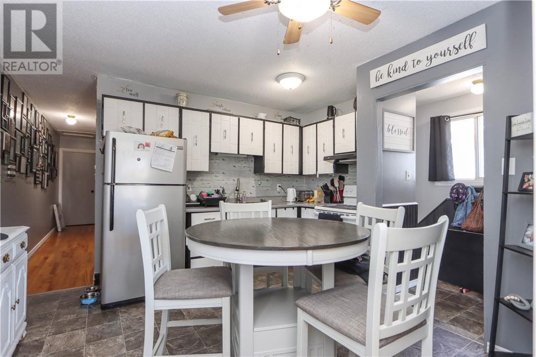 554 Phillip Street, Lively, Ontario  P3Y 1N1 - Photo 10 - 2127884
