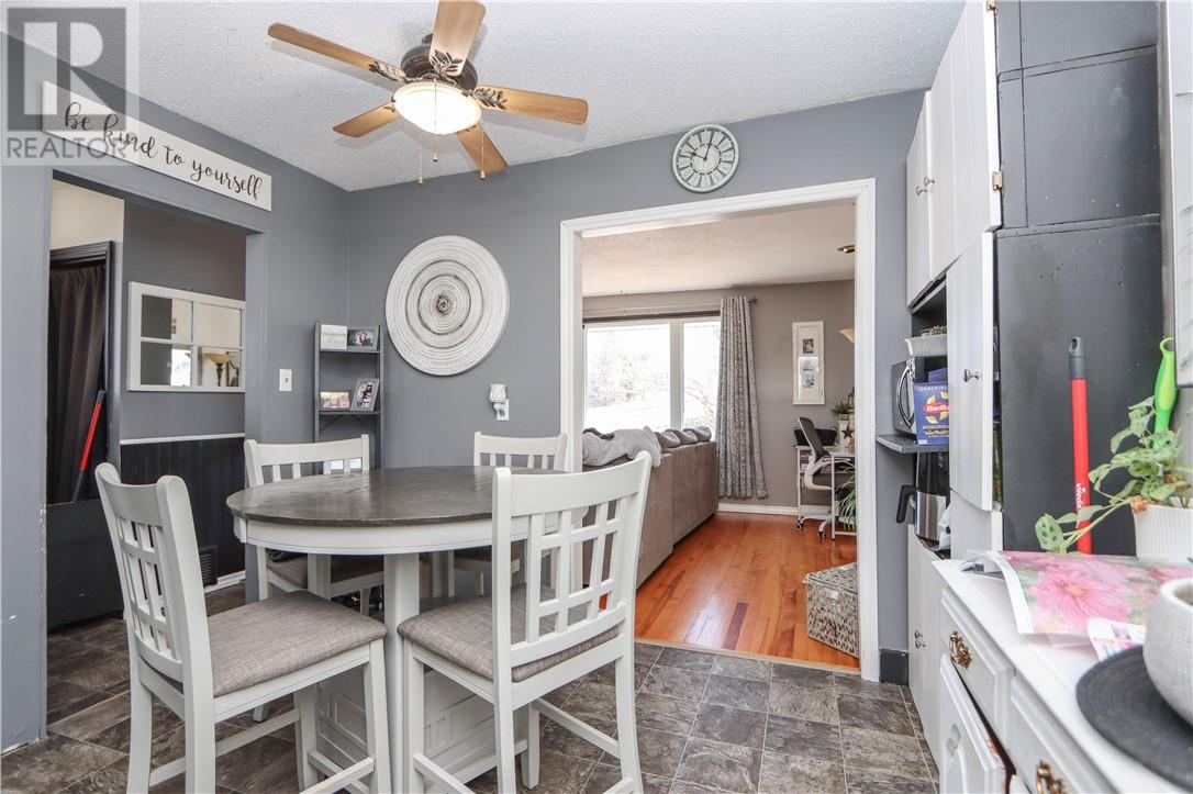 554 Phillip Street, Lively, Ontario  P3Y 1N1 - Photo 19 - 2127884