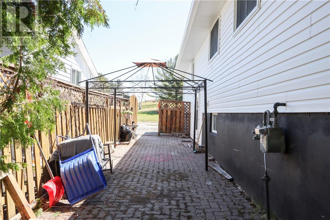 554 Phillip Street, Lively, Ontario  P3Y 1N1 - Photo 35 - 2127884