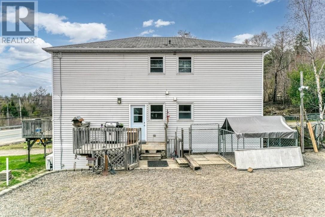 690 Highway 144, Onaping, Ontario  P0M 2R0 - Photo 2 - 2127856