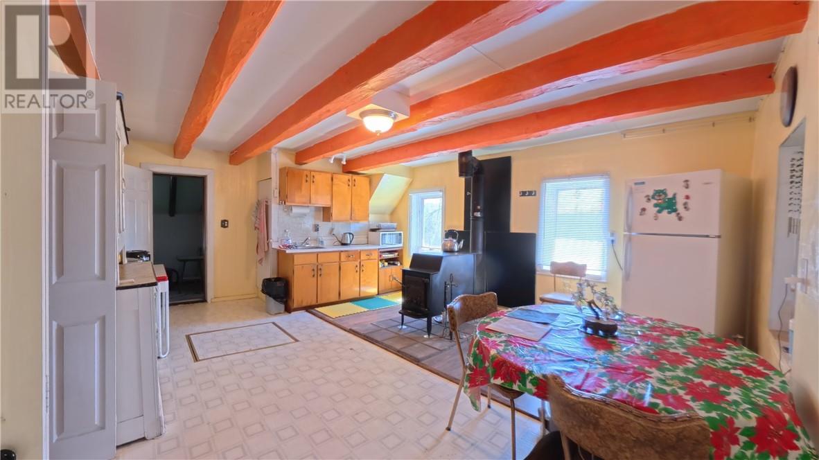 998 Emery Road, Gore Bay, Ontario P0P 1H0 - Photo 5 - 2127783