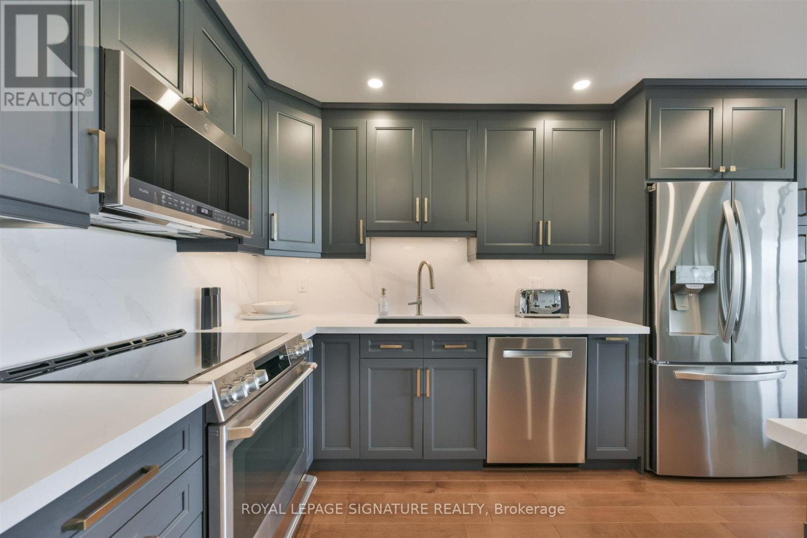 912 - 240 Scarlett Road, Toronto, Ontario  M6N 4X4 - Photo 12 - W13147970