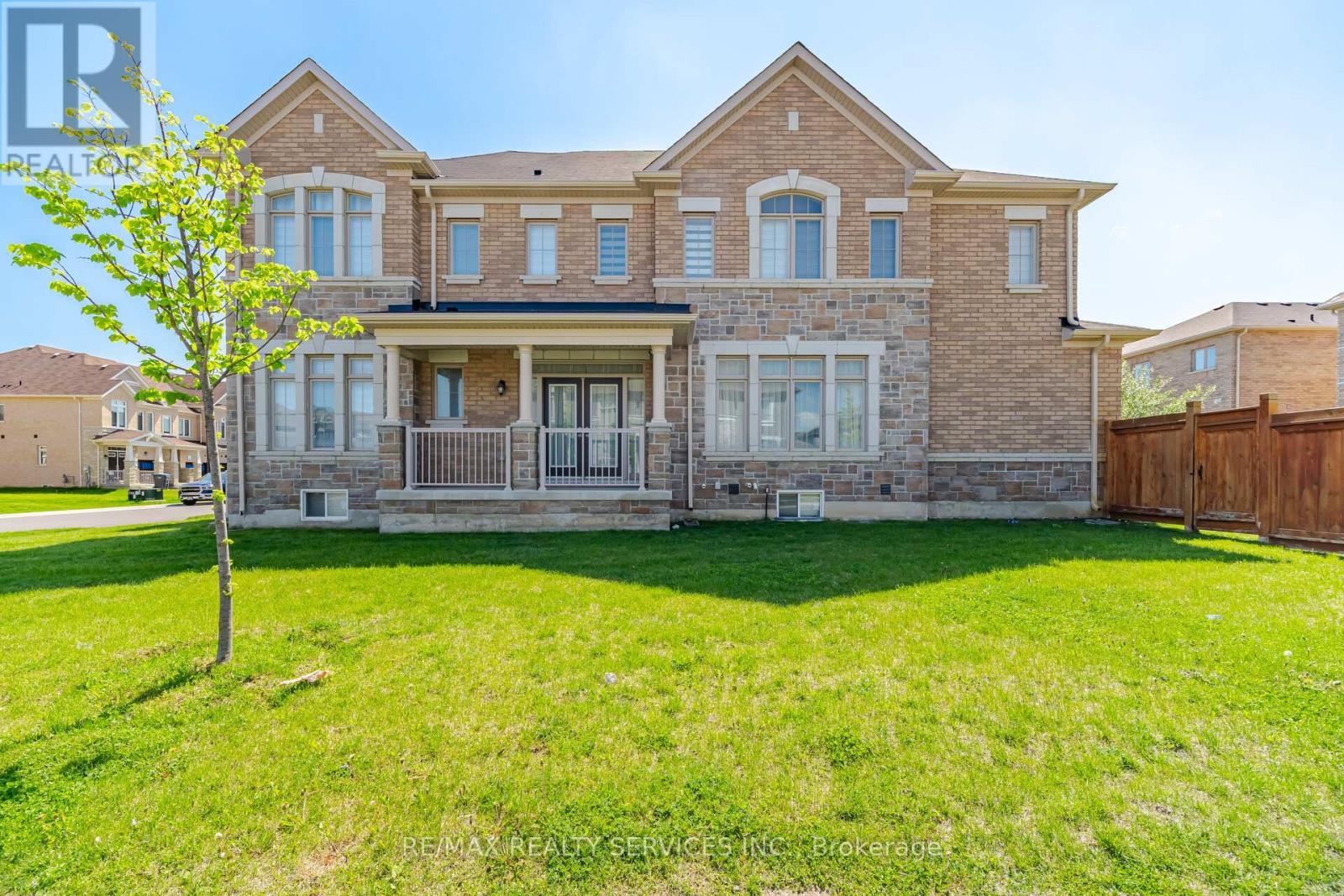 20 Royal Fern Crescent, Caledon, Ontario  L7C 4G7 - Photo 5 - W13148016