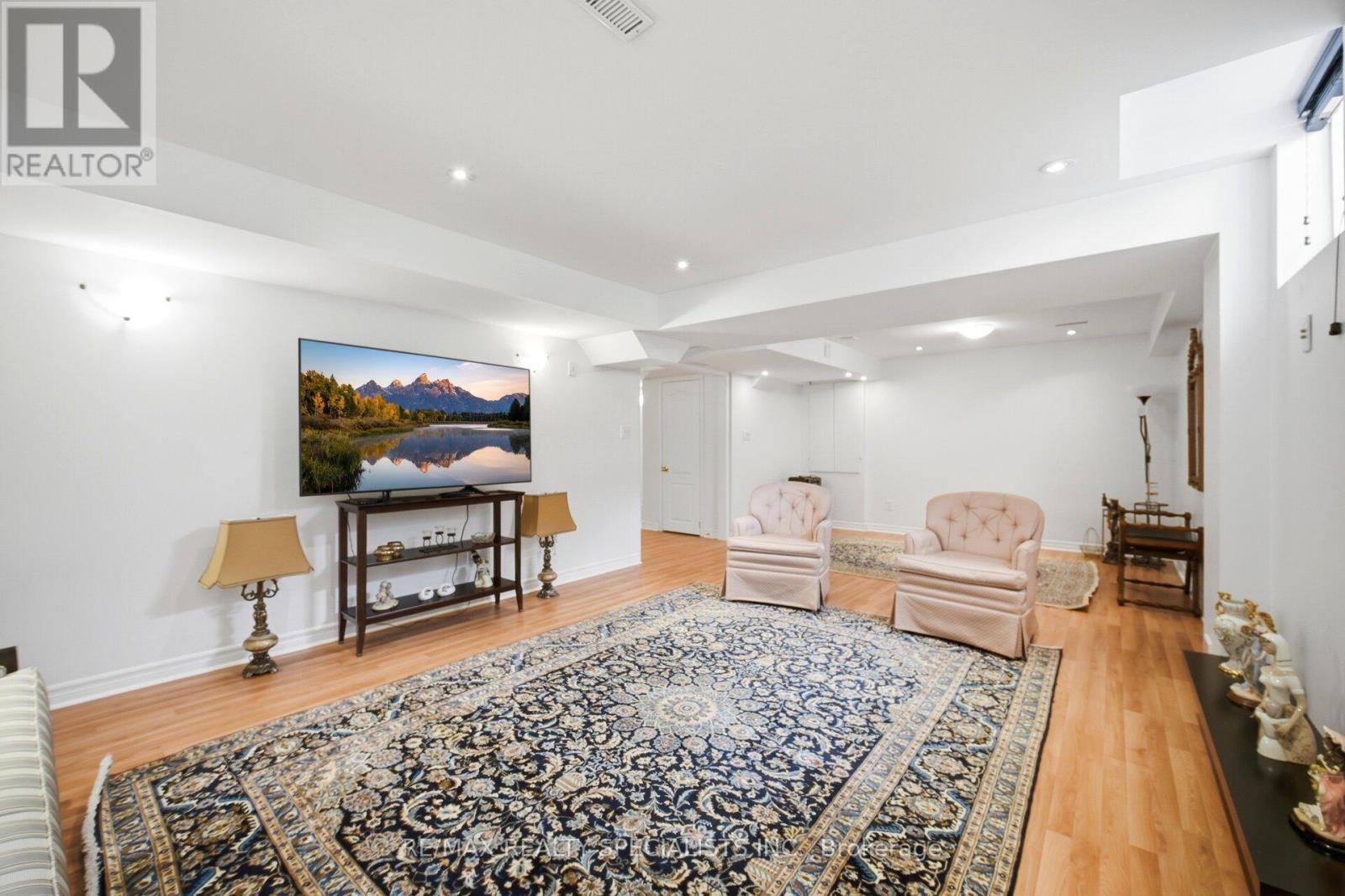 3855 Thomas Street, Mississauga, Ontario  L5M 7A6 - Photo 34 - W13148064